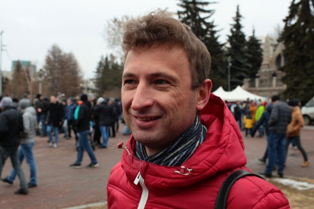 Алексею Табалову грозит до 20 тысяч рублей штрафа за несанкционированный митинг на Алом Поле Алексею Табалову грозит до 20 тысяч рублей штрафа за несанкционированный митинг на Алом Поле