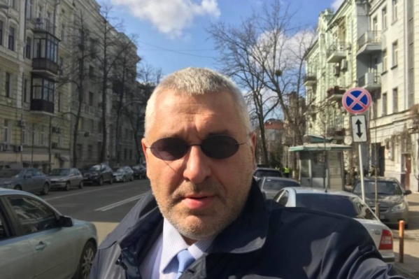 Марк Фейгин пытается оспорить решение коллег Марк Фейгин пытается оспорить решение коллег