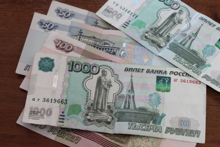 За мелкое взяточничество мужчину могут оштрафовать на 200 тысяч рублей