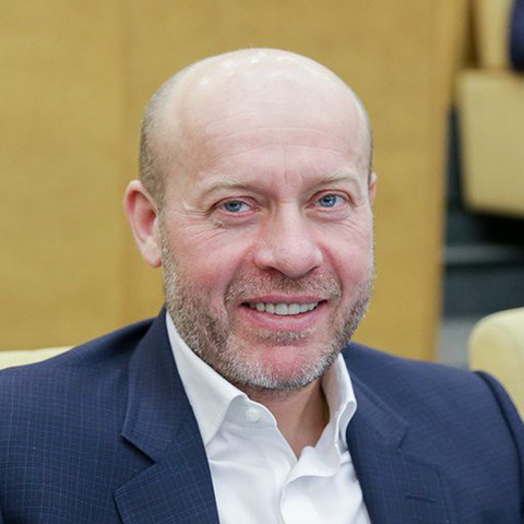 Здания и землю, ранее принадлежавшие радиозаводу «Полет», 15 лет назад купил известный предприниматель Олег Колесников Здания и землю, ранее принадлежавшие радиозаводу «Полет», 15 лет назад купил известный предприниматель Олег Колесников 