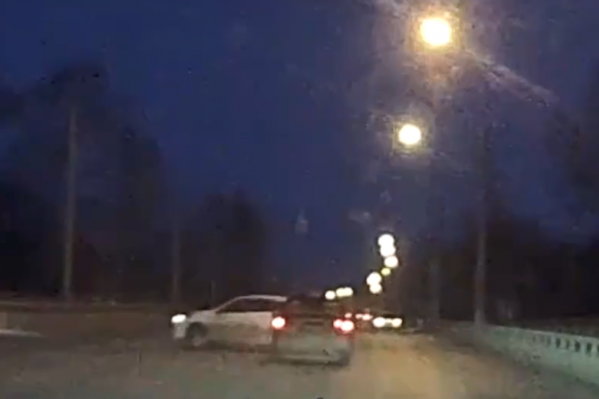 Столкновение на Винаповском мосту Столкновение на Винаповском мосту