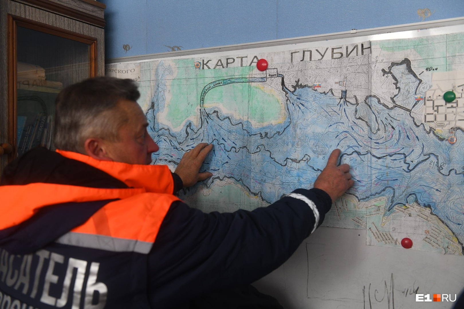 Один из руководителей эвакуации, директор «Центра спасения» в Заречном Сергей Хрущев Один из руководителей эвакуации, директор «Центра спасения» в Заречном Сергей Хрущев