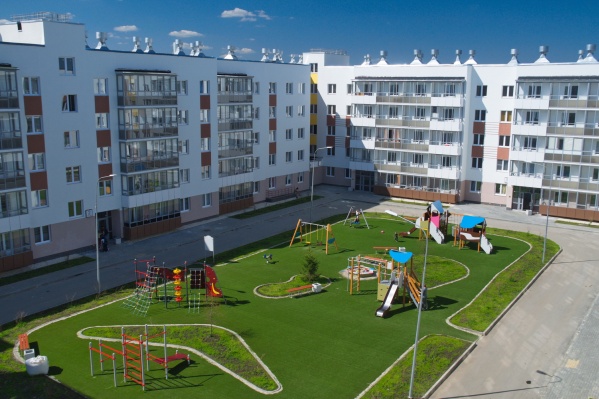 Квартиру в новом квартале можно приобрести <a href="https://www.lsr.ru/ekb/kvartiry-v-novostroikah/?price%5Bmin%5D=&price%5Bmax%5D=&last_delivery=26&obj%5B%5D=46" class="_ io-leave-page" target="_blank" rel="sponsored">от 1,65 млн рублей</a> Квартиру в новом квартале можно приобрести <a href="https://www.lsr.ru/ekb/kvartiry-v-novostroikah/?price%5Bmin%5D=&price%5Bmax%5D=&last_delivery=26&obj%5B%5D=46" class="_ io-leave-page" target="_blank" rel="sponsored">от 1,65 млн рублей</a>