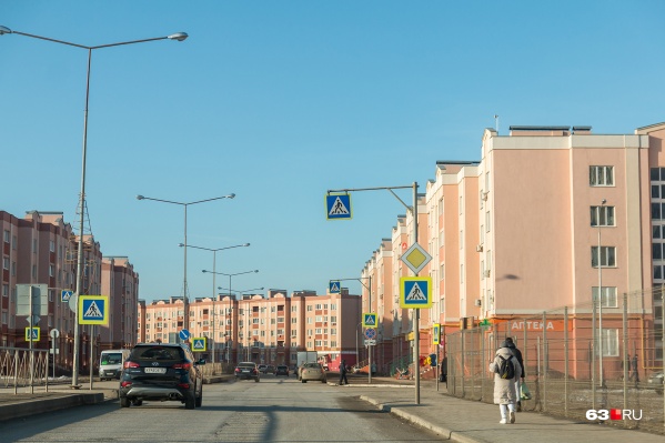 Жителям микрорайона придется раскошелиться, чтобы добраться до города Жителям микрорайона придется раскошелиться, чтобы добраться до города