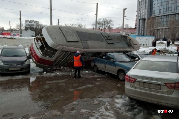 Сильнее всего досталось ВАЗ-2110 Сильнее всего досталось ВАЗ-2110