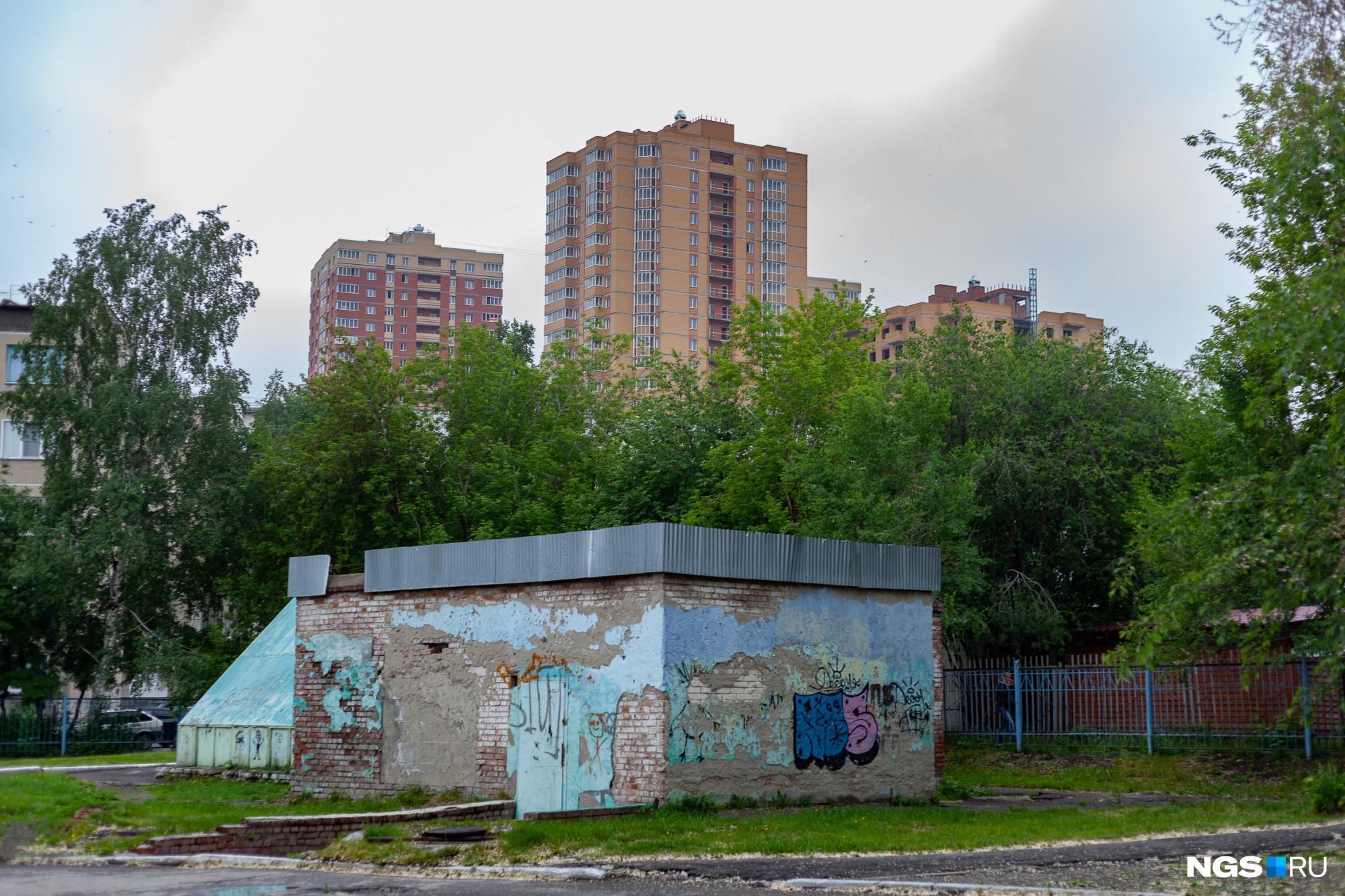 Потерянный город: 15 мрачных фотографий с окраин Новосибирска