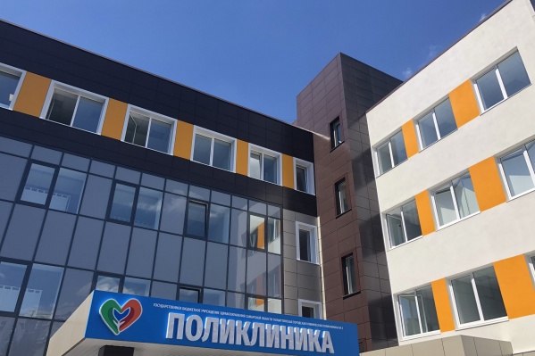 Поликлиника № 3 обслуживает жителей Автозаводского района автограда Поликлиника № 3 обслуживает жителей Автозаводского района автограда