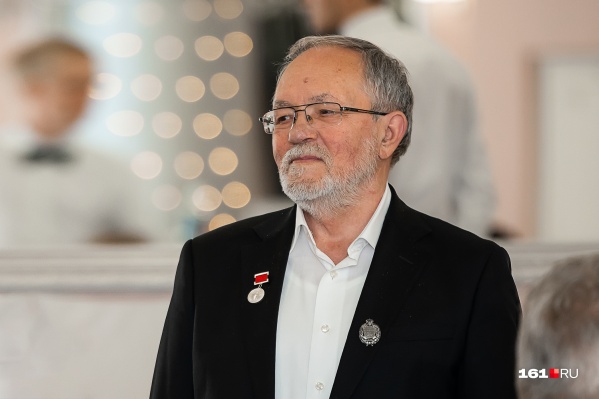 Трухачев двадцать лет преподавал в ЮФУ Трухачев двадцать лет преподавал в ЮФУ