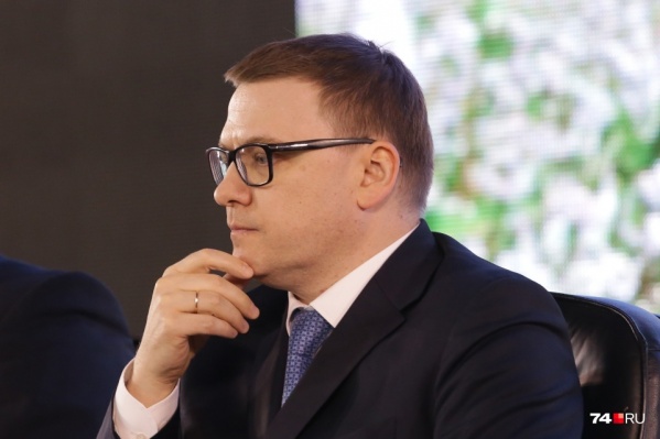 По замыслу мошенников, Алексей Текслер просит денег у частных компаний, ссылаясь на их отсутствие в бюджете. Заместитель губернатора Ирина Гехт заявила, что это неправда По замыслу мошенников, Алексей Текслер просит денег у частных компаний, ссылаясь на их отсутствие в бюджете. Заместитель губернатора Ирина Гехт заявила, что это неправда