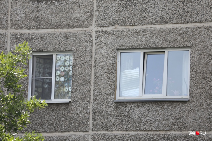 Жительницу Челябинской области наказали за падение её двухлетнего ребёнка из окна