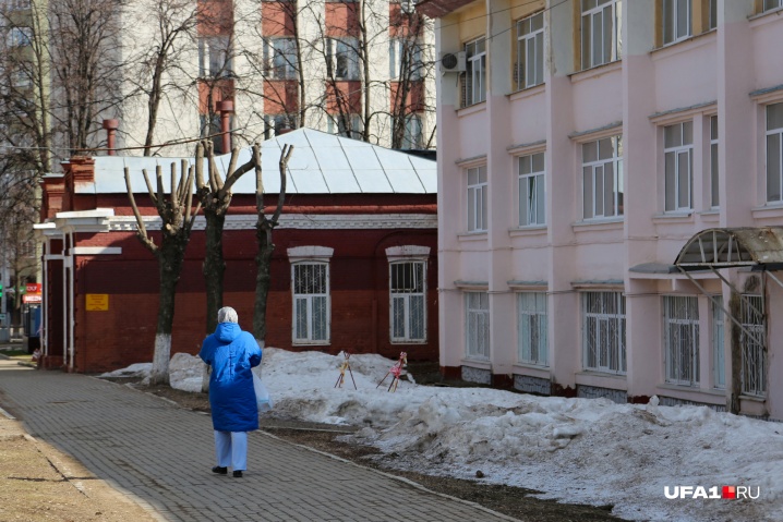 Всего инфекцией могут быть заражены 236 человек Всего инфекцией могут быть заражены 236 человек
