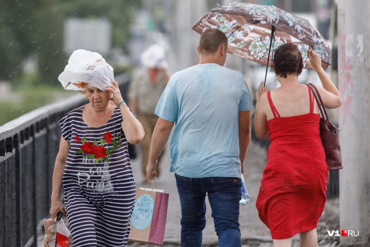 Энергетики готовятся к сильному шторму Энергетики готовятся к сильному шторму