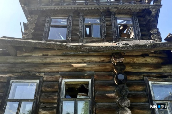 В нижегородских деревнях пустуют сотни домов с красивейшей резьбой В нижегородских деревнях пустуют сотни домов с красивейшей резьбой