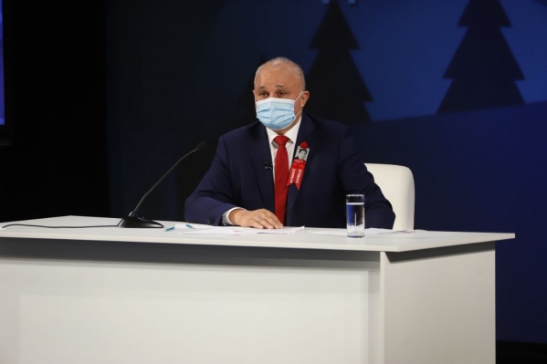 Но все равно власти сейчас решают вопрос о снятии карантинных ограничений Но все равно власти сейчас решают вопрос о снятии карантинных ограничений