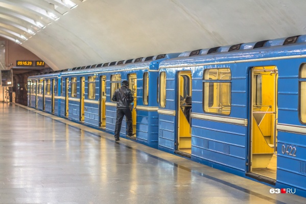 Метро с понедельника будет работать по обычному расписанию — с 06:00 до 24:00 Метро с понедельника будет работать по обычному расписанию — с 06:00 до 24:00