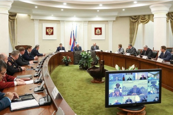 Власти региона представили врио губернатора Александра Цыбульского Власти региона представили врио губернатора Александра Цыбульского