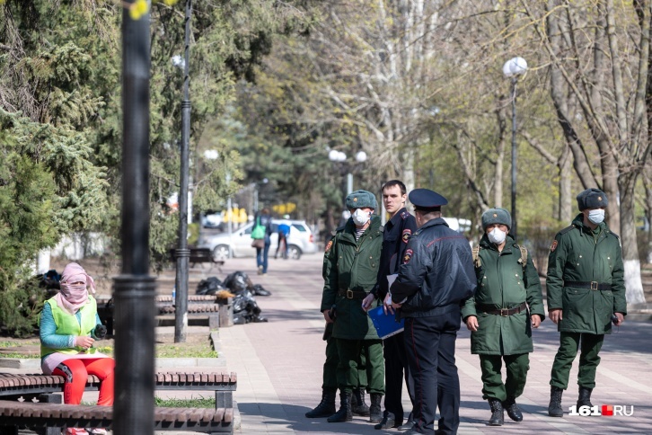 В Ростове оштрафовали троих человек за нарушение режима самоизоляции