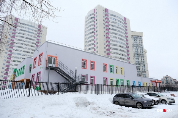 Песню с упоминанием алкоголя включали на празднике в детсаду № 421 Песню с упоминанием алкоголя включали на празднике в детсаду № 421