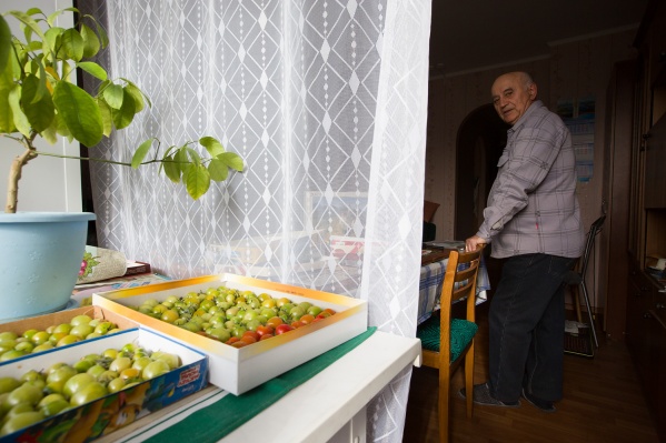 По решению властей НСО, всем пожилым жителям региона стоит придерживаться режима самоизоляции, ограничив круг контактов По решению властей НСО, всем пожилым жителям региона стоит придерживаться режима самоизоляции, ограничив круг контактов