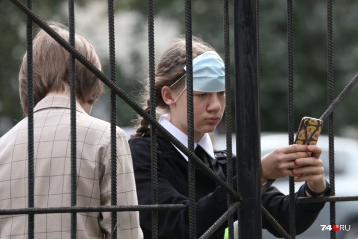 Всех школьников «запретки» в Челябинской области отправили на карантин