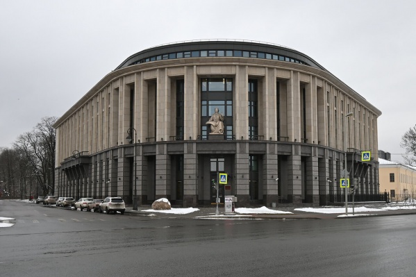 Иск рассмотрят в арбитраже Санкт-Петербурга Иск рассмотрят в арбитраже Санкт-Петербурга