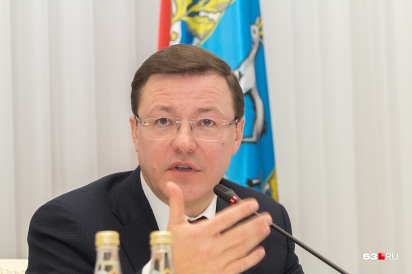 По словам Дмитрия Азарова, пандемия продолжает вносить коррективы в культурную жизнь региона По словам Дмитрия Азарова, пандемия продолжает вносить коррективы в культурную жизнь региона