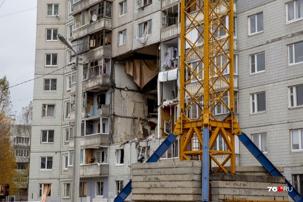 В начале октября дом признали аварийным В начале октября дом признали аварийным