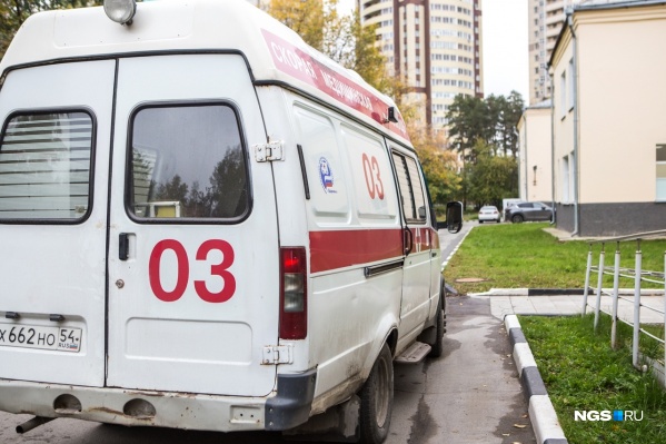 В Новосибирске работает 25 инфекционных бригад скорой помощи В Новосибирске работает 25 инфекционных бригад скорой помощи