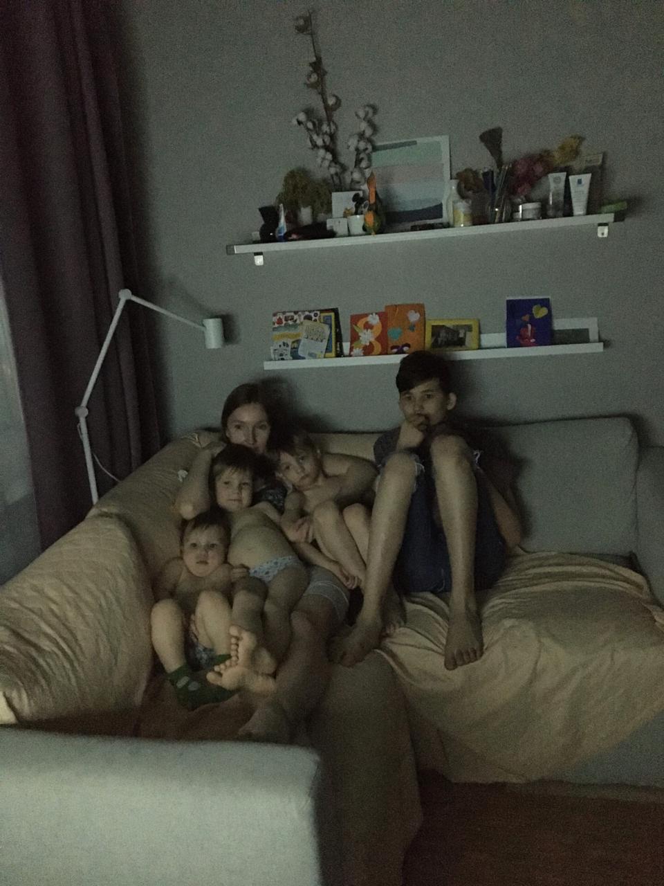 Родной сын Олеси, Андрей, никогда не был против приемных детей Родной сын Олеси, Андрей, никогда не был против приемных детей 