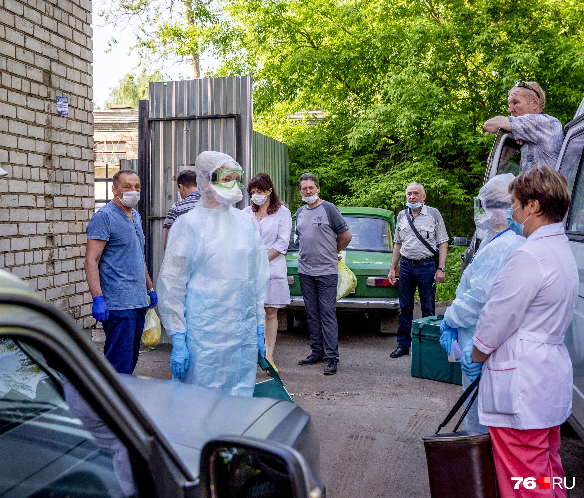 Медики вхолостую возят анализы на коронавирус. Глава Роспотребнадзора  объяснил, что происходит | 11.06.2020 | Ярославль - БезФормата