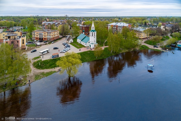 Тверицкий пляж ушёл под воду Тверицкий пляж ушёл под воду
