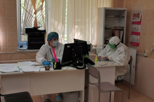 Отделение неврологии, в которое занесли инфекцию, расположено в областной больнице № 3 на северо-западе Челябинска Отделение неврологии, в которое занесли инфекцию, расположено в областной больнице № 3 на северо-западе Челябинска