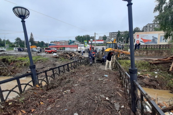 Полный ущерб от бедствия еще предстоит оценить Полный ущерб от бедствия еще предстоит оценить
