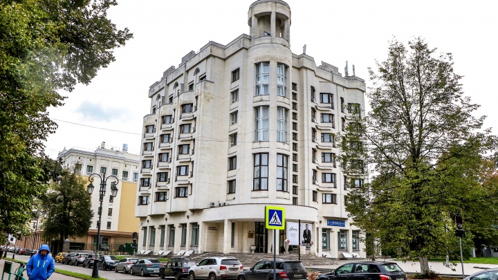 Гостиницу на Верхне-Волжской набережной продают за 500 миллионов рублей