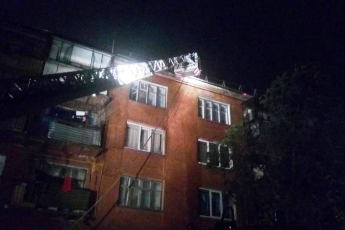 Пожар произошёл в многоквартирном доме на улице Пионерской Пожар произошёл в многоквартирном доме на улице Пионерской