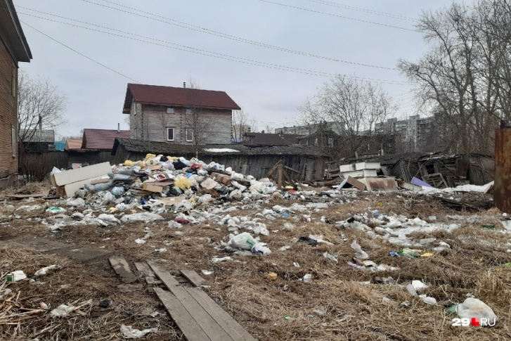 Такая картина, например, в Соломбале Такая картина, например, в Соломбале
