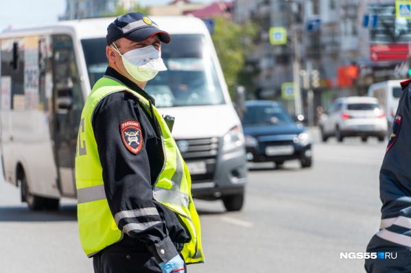Сотрудники ДПС дежурили на выездах из города два месяца Сотрудники ДПС дежурили на выездах из города два месяца