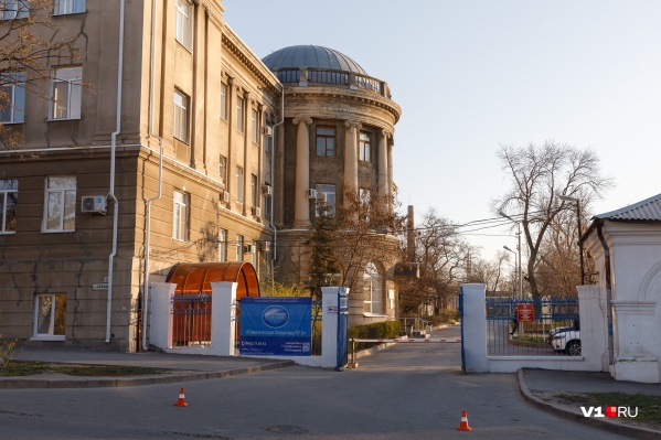Госпиталь находится на улице Пельше Госпиталь находится на улице Пельше 