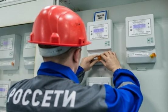 Наибольший объем хищений электроэнергии приходится на юридических лиц Наибольший объем хищений электроэнергии приходится на юридических лиц