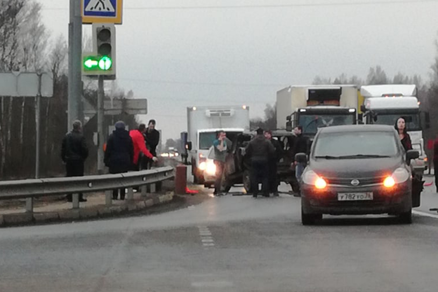 Влетел на большой скорости: в Ярославской области «Газель» протаранила два автомобиля