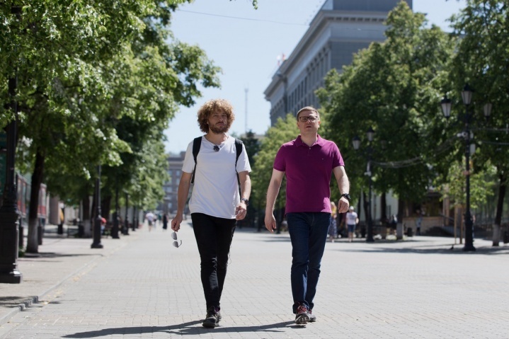 В начале июня Илья Варламов прогулялся по городу с губернатором Челябинской области