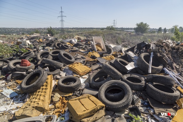 «Мусорный монополист отчитался, что в 2019 году собрал 1,06 млн тонн мусора, а на полигоны вывез ровно в два раза меньше» «Мусорный монополист отчитался, что в 2019 году собрал 1,06 млн тонн мусора, а на полигоны вывез ровно в два раза меньше»