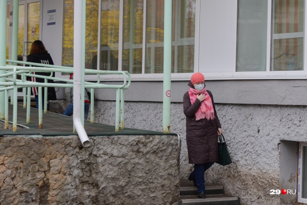 В Архангельске за последние сутки зарегистрировали 95 заболевших COVID-19 В Архангельске за последние сутки зарегистрировали 95 заболевших COVID-19