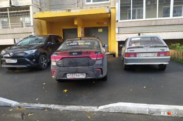 Пройти к подъезду — та еще задача Пройти к подъезду — та еще задача