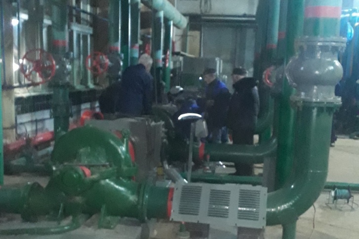 Температура воздуха в Карталах — около 10 градусов, и из-за аварии существует риск разморозить систему теплоснабжения Температура воздуха в Карталах — около 10 градусов, и из-за аварии существует риск разморозить систему теплоснабжения