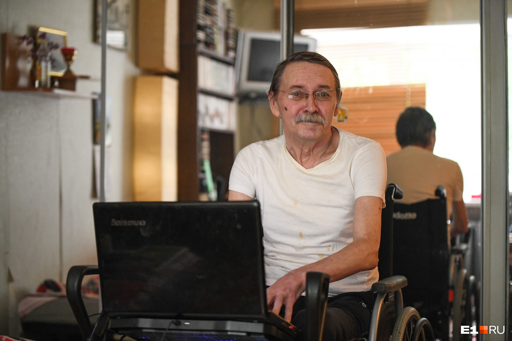 «Нога у меня одна, но руки-то две». Колонка журналиста о том, чем заняться инвалиду в Екатеринбурге