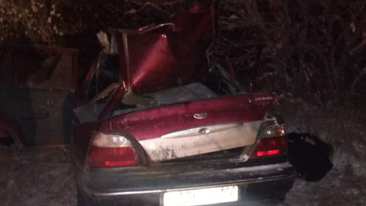 На дороге в Башкирии разбилась машина с подростками. Трое парней погибли, две девочки борются за жизнь