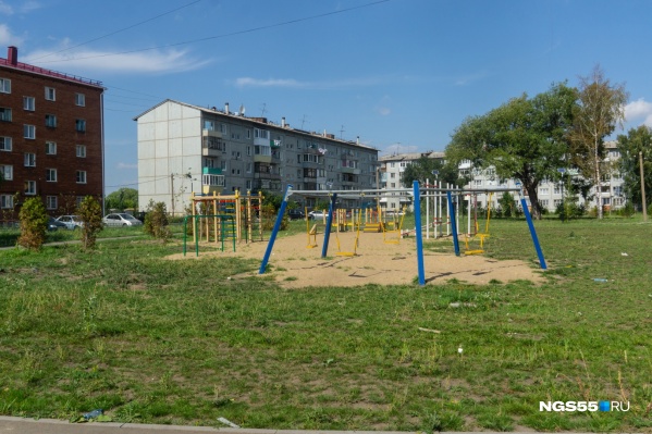 В прошлом году во многих дворах, отремонтированных по программе «Формирование комфортной городской среды», нашли нарушения В прошлом году во многих дворах, отремонтированных по программе «Формирование комфортной городской среды», нашли нарушения