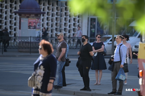 По данным правительства, 70% ростовчан соблюдают масочный режим По данным правительства, 70% ростовчан соблюдают масочный режим