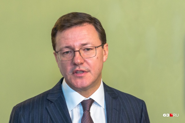 Азаров сказал, что команду ждут серьёзные изменения Азаров сказал, что команду ждут серьёзные изменения
